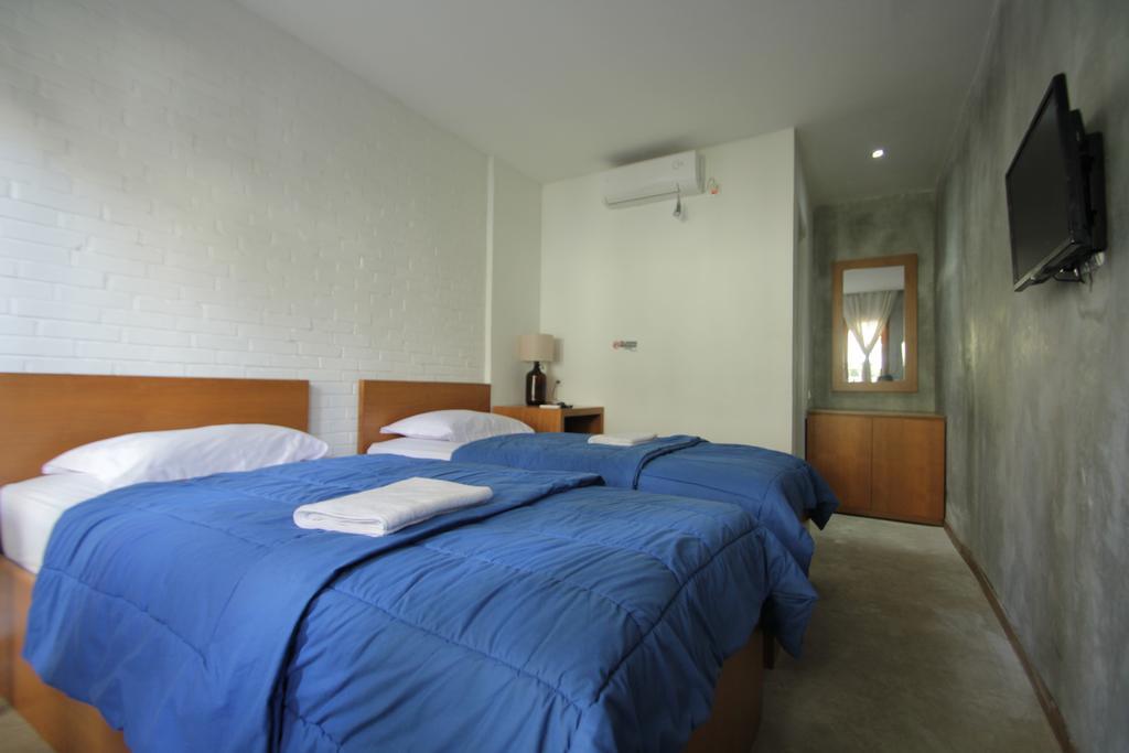 Pawon Cokelat Guesthouse Yogyakarta Habitación foto
