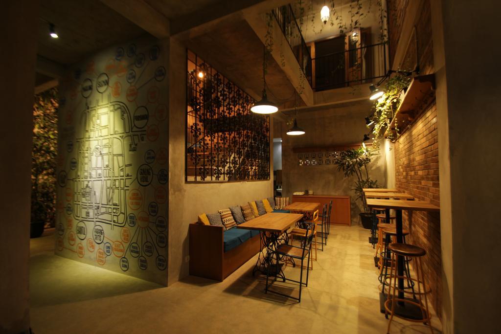 Pawon Cokelat Guesthouse Yogyakarta Exterior foto