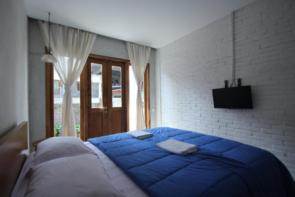 Pawon Cokelat Guesthouse Yogyakarta Habitación foto